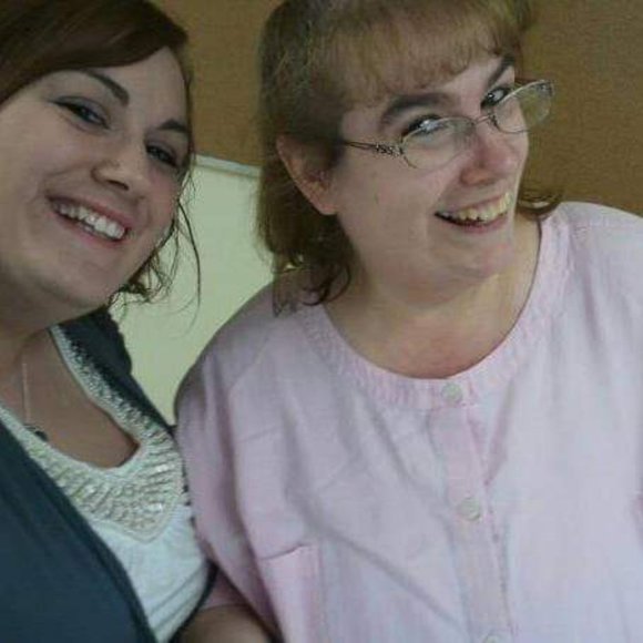 Meet your Posher, Pamela 🩷🥞 - Picture 2 of 13